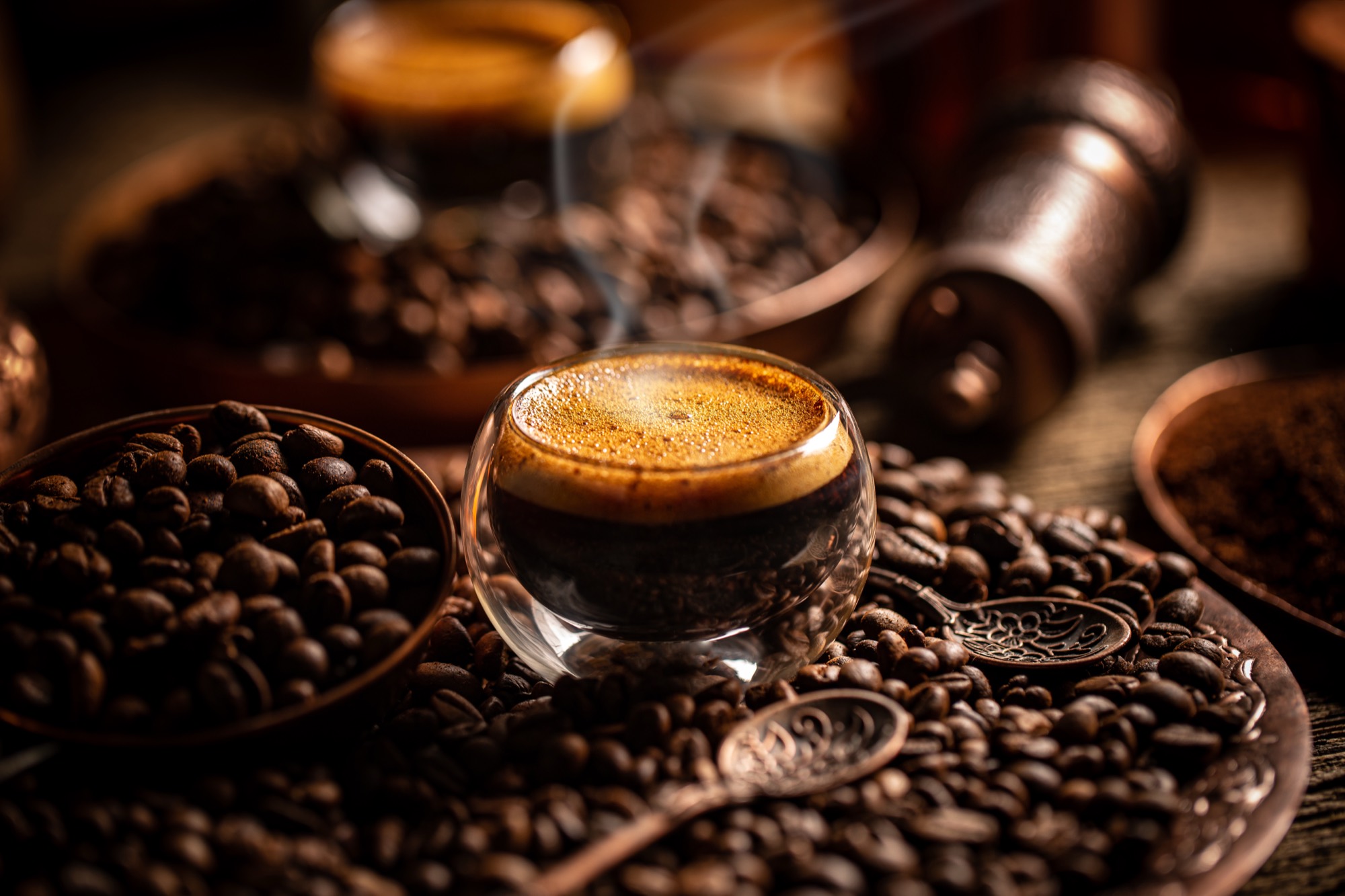 コーヒー器具えらびガイド — 家で淹れる一杯を、もう一段おいしく。